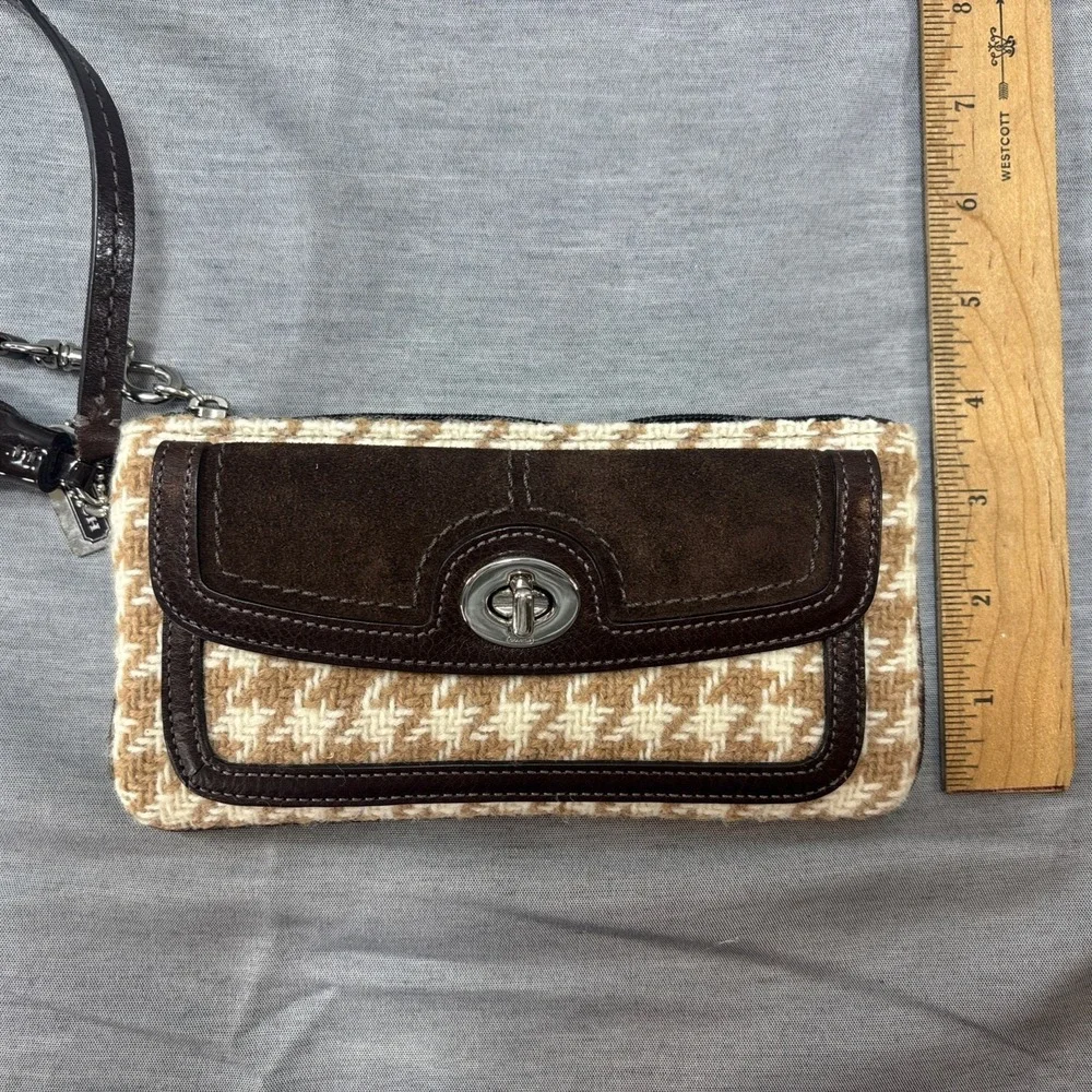 Coach Houndstooth Wool & Suede Tweed Turn Lock Wristlet Tan Brown